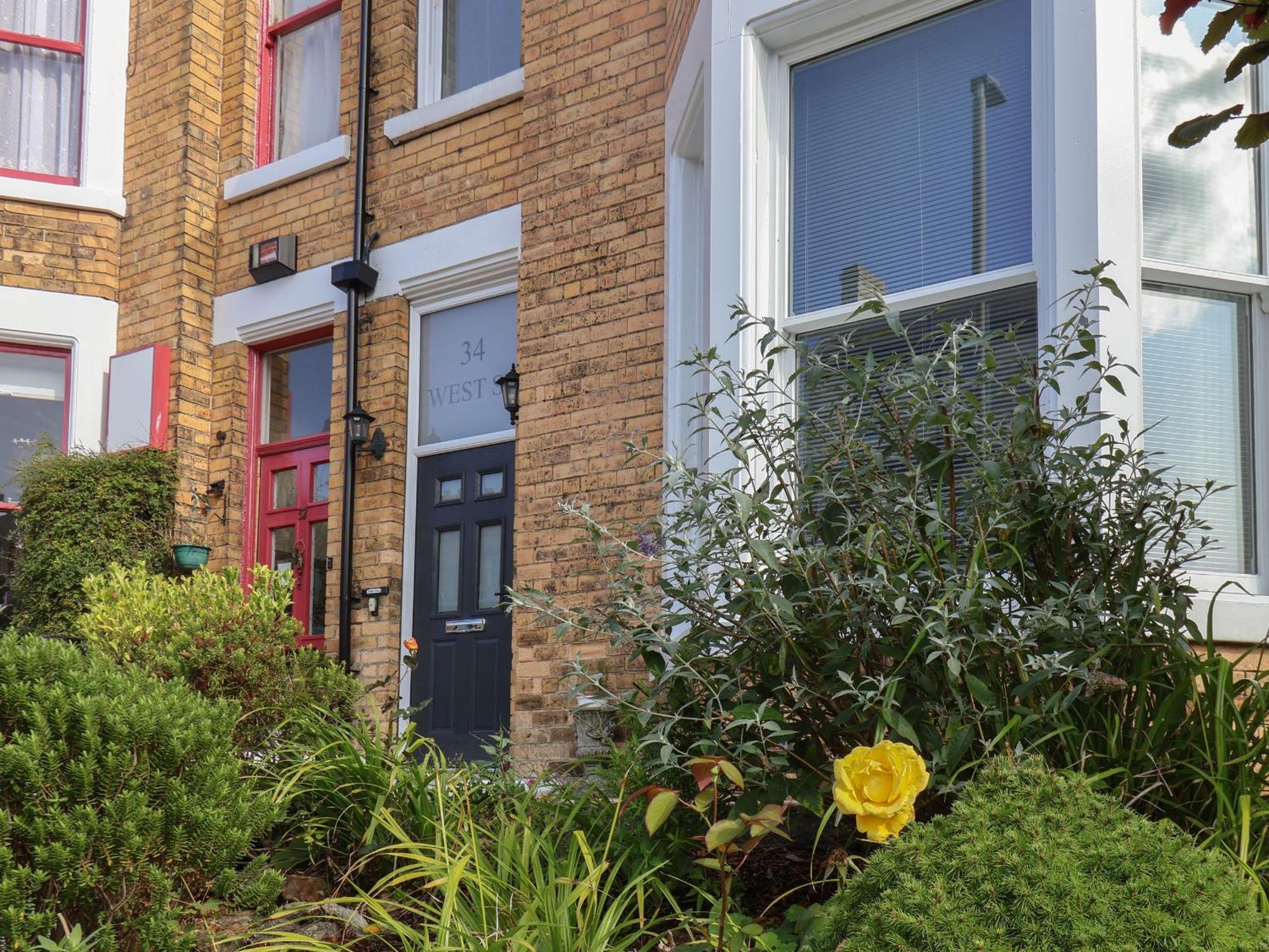 Spinnaker House Scarborough Exterior photo